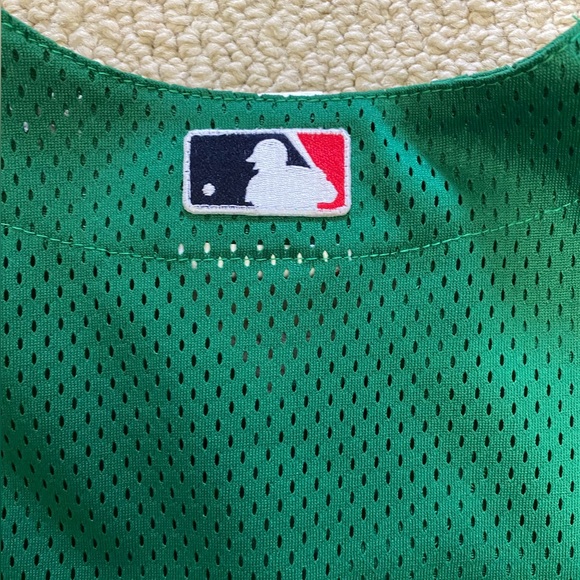 SOLD- Majestic Vintage Boston Red Sox St. Patrick’s Day Jersey Men’s XL - Picture 6 of 10